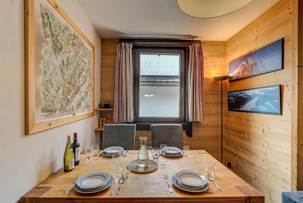 Apartment Le Paradis 2 - Alpes Travel - Central Chamonix